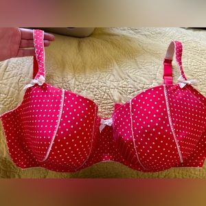 City chic bra size 42F red with white polka dots